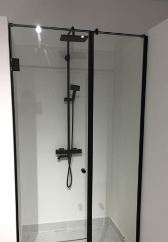 Душевые перегородки из стекла по индивидуальным заказам