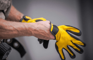 Рукавицы и перчатки для защиты рук