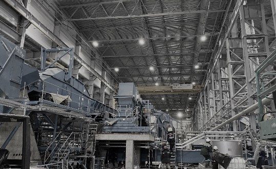 Роль промышленных LED светильников в создании безопасной рабочей среды на производстве