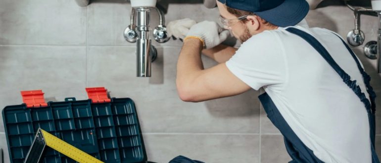 Современные инструменты, которыми пользуется профессиональный сантехник