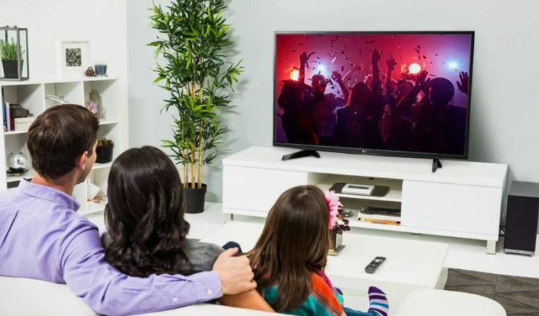 Телевизор: центр домашних развлечений