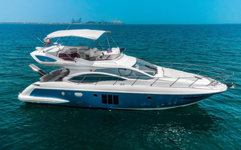 Аренда яхты в Дубае: романтические прогулки и семейные круизы