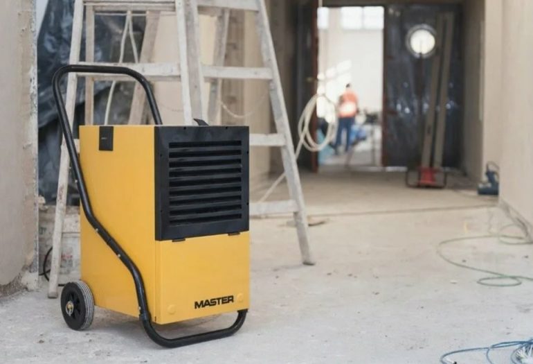 Промышленный осушитель воздуха для больших помещений: как выбрать?