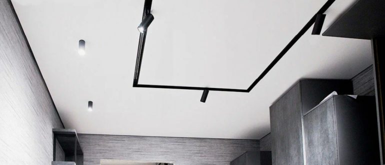 Комбинирование света и теневых натяжных потолков в интерьере