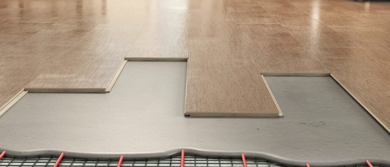 Тёплый пол под ламинат: комфорт и инновации с решениями TEK-KOM