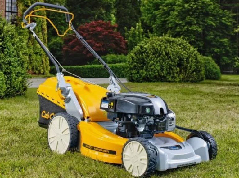 Газонокосилки Cub Cadet: надёжные помощники для вашего сада